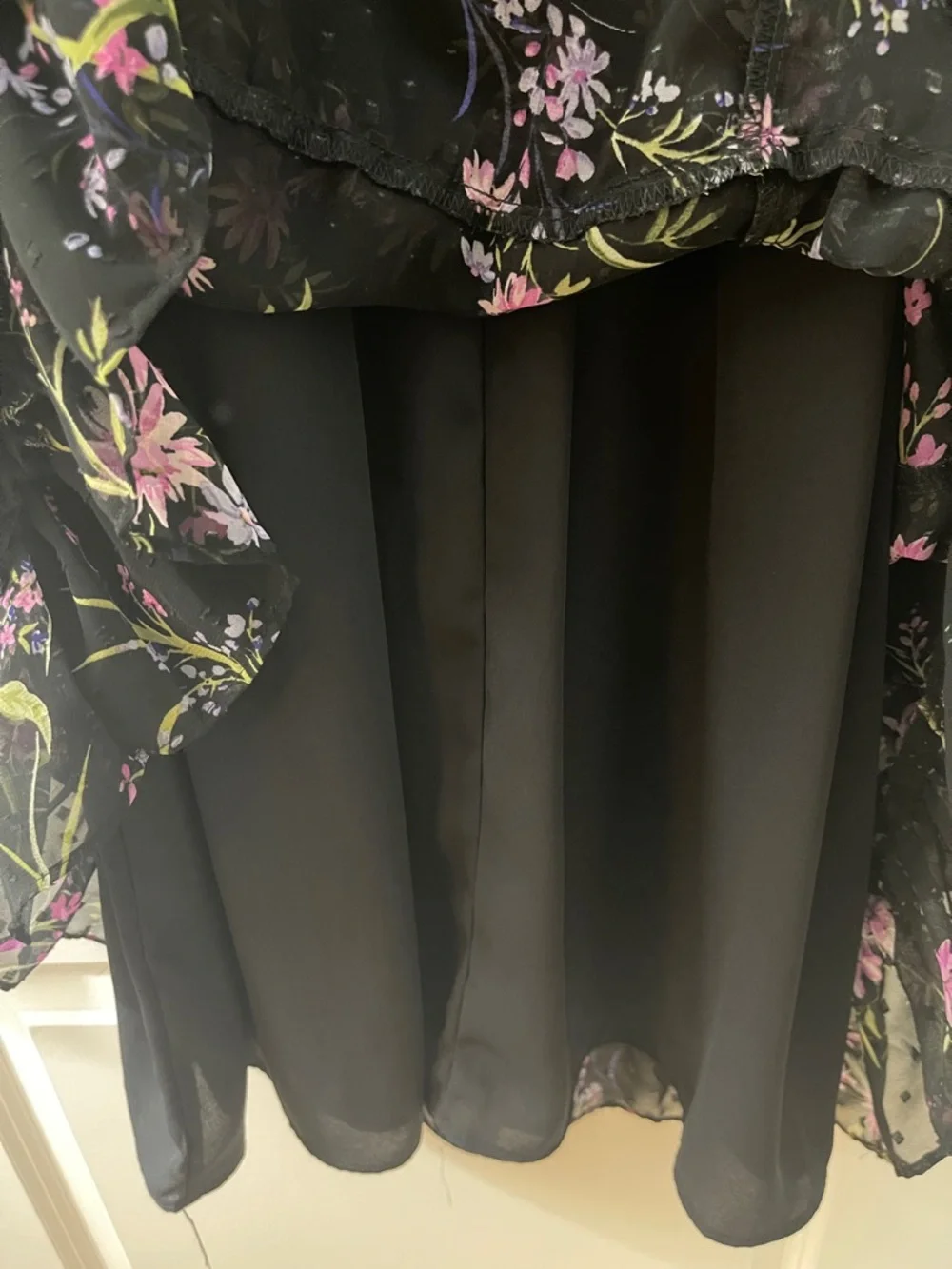 CeCe Plus Size Smocked Waist Ruffle  Sleeveless Mock Neck Floral Midi Dress - Picture 12 of 13